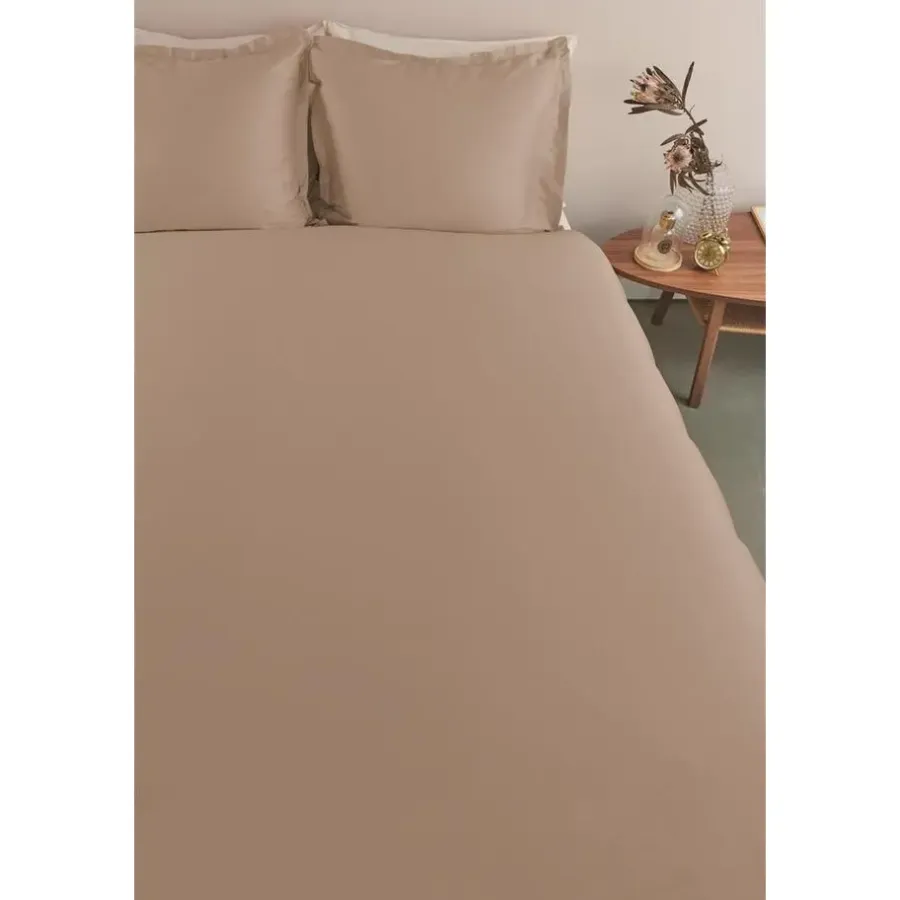 2-Persoons Dekbedovertrekken-Ambiante Satin Uni dekbedovertrek - 200x200/220 - Taupe