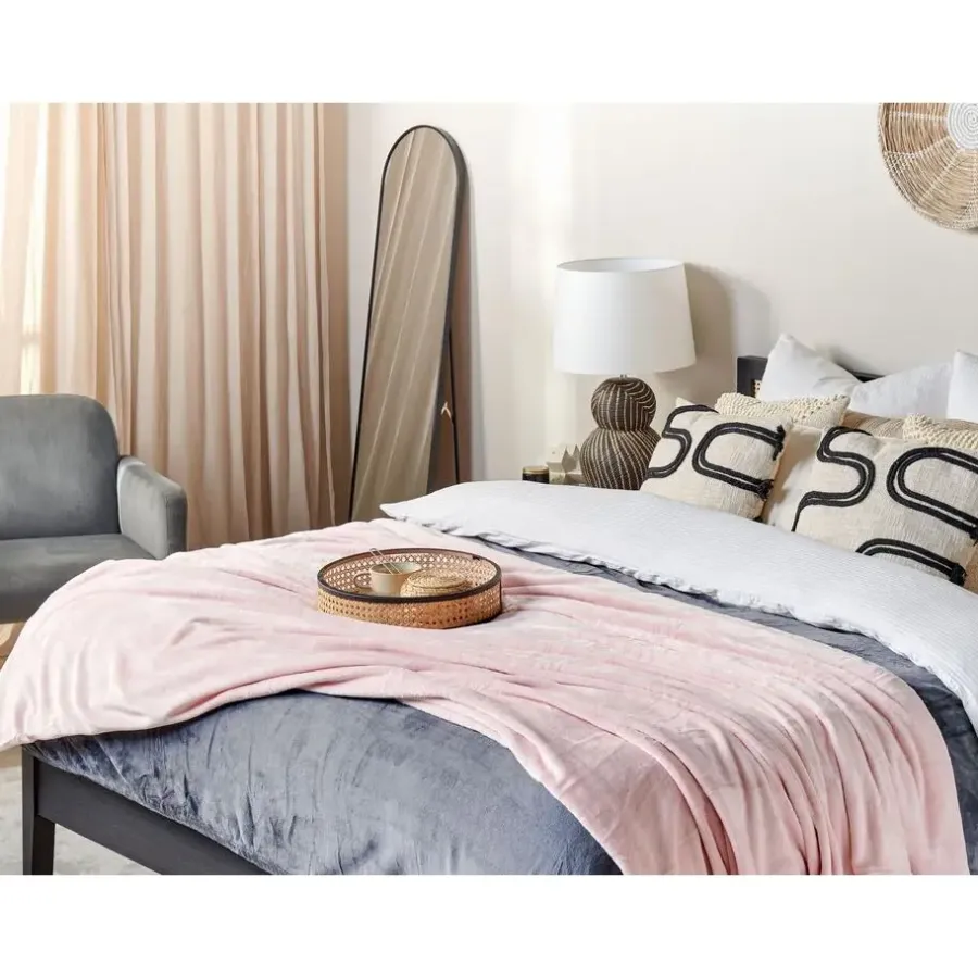 Plaids-Beliani BAYBURT - Deken - Roze - 200 x 220 cm - Polyester