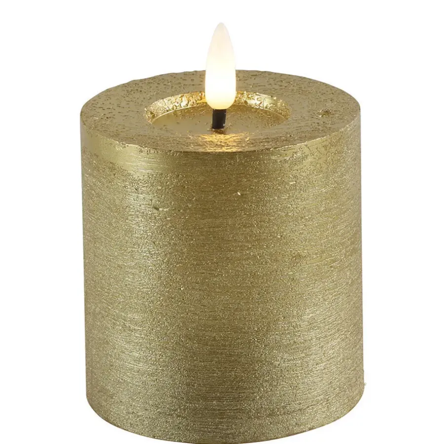 Kaarsen-Countryfield LED kaars/stompkaars - goud - D7,5 x H8 cm - timer