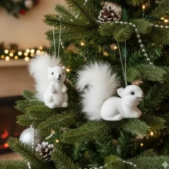 Kerstdecoratie-Decoris Eekhoorn kersthangers - 2x st - wit - 6 cm - kunststof