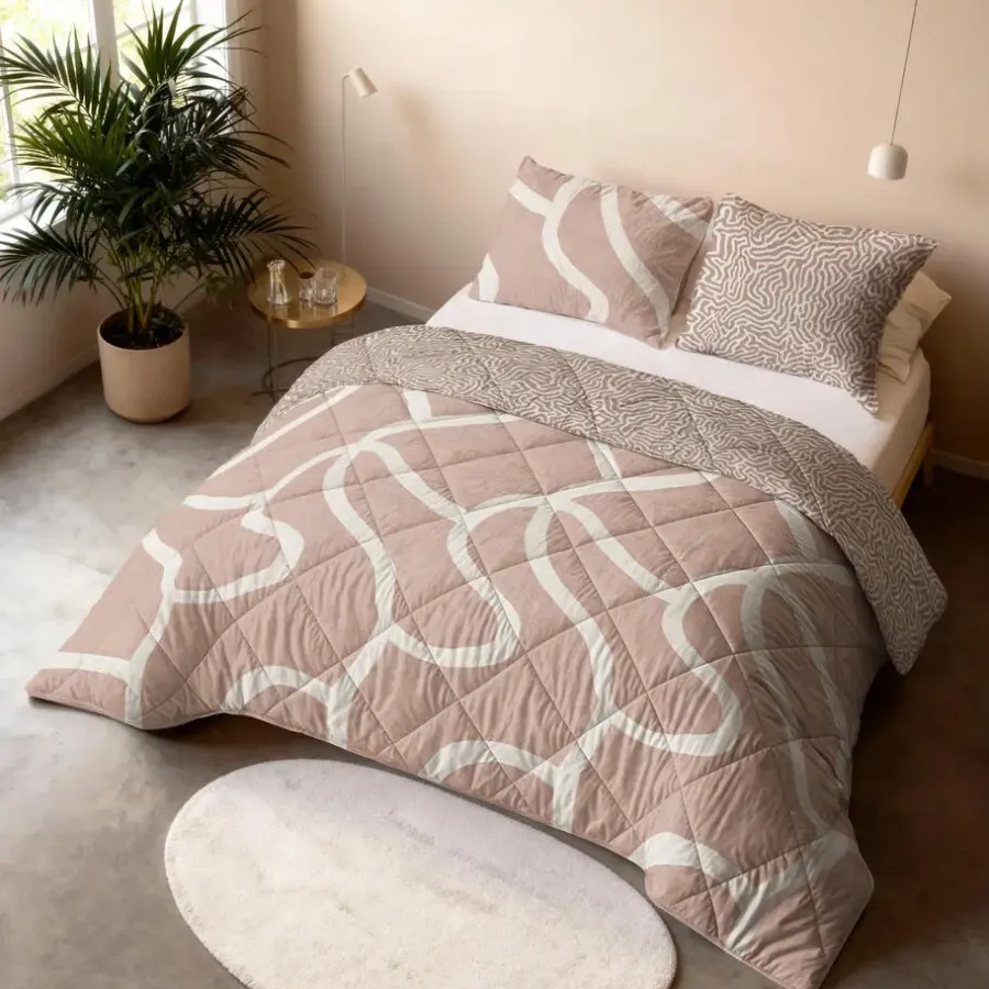 Dekbedden-Sleeptime Dekbed zonder Overtrek Shapes 240x220 – Zacht & Wasbaar – Incl. 2 Kussenslopen