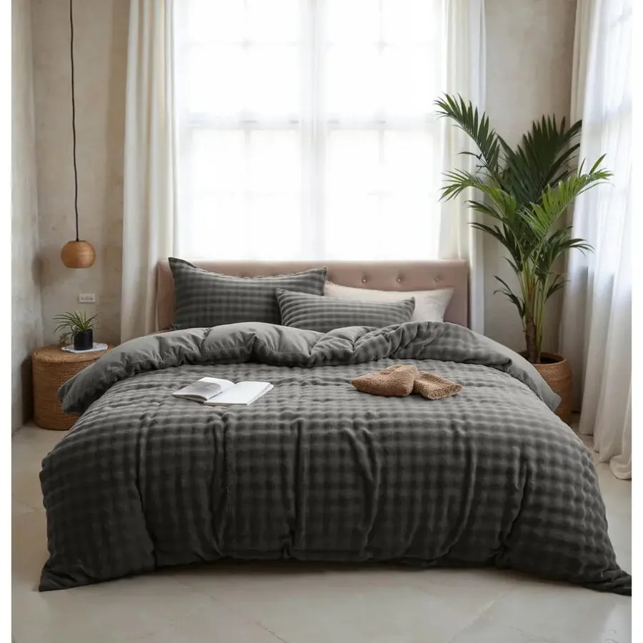2-Persoons Dekbedovertrekken-Sleeptime Dekbedovertrek 200x220 – Pompom Design & Warm Flanel Fleece - Antraciet