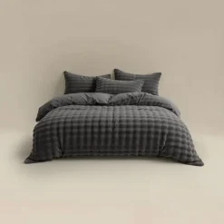 2-Persoons Dekbedovertrekken-Sleeptime Dekbedovertrek 200x220 – Pompom Design & Warm Flanel Fleece - Antraciet
