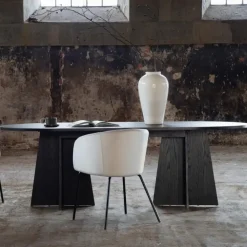 Fjôrd Eettafel Zwart Hout - 230x115x76cm - Bootcut