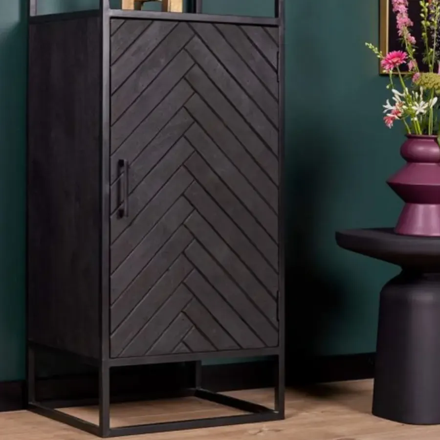Wandkasten-Furndea Scandi boekenkast industrieel visgraat zwart 1- deur - 45x55x200 cm