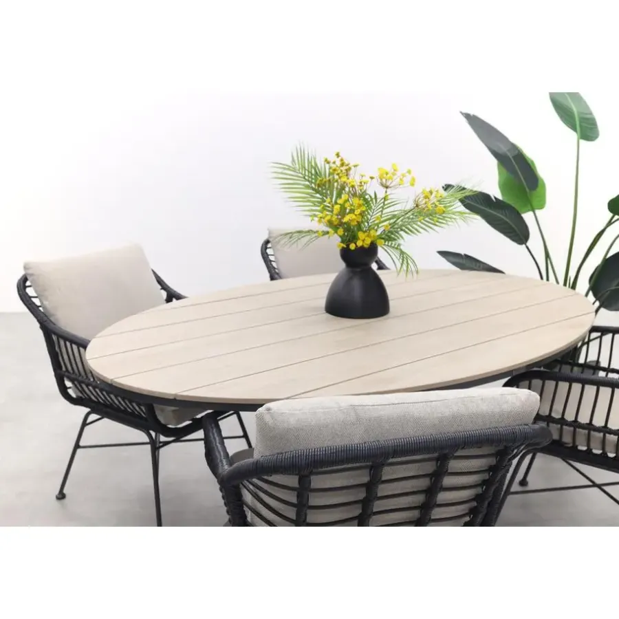 Tuinsets-Garden Impressions GI Margriet zwart/zand / Edison 180 x 115 cm. tafel - ovale tuinset