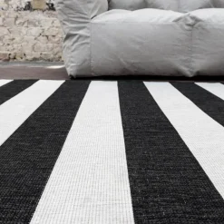 Buiten Vloerkleden|Buiten Vloerkleden-Eva Interior Interieur05 Buitenkleed Stripes zwart/wit dubbelzijdig - 290 x 200 cm