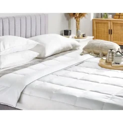 Dekbedden-Beliani KOUTRA - Dekbed - Wit - 220 x 240 cm - Japara katoen