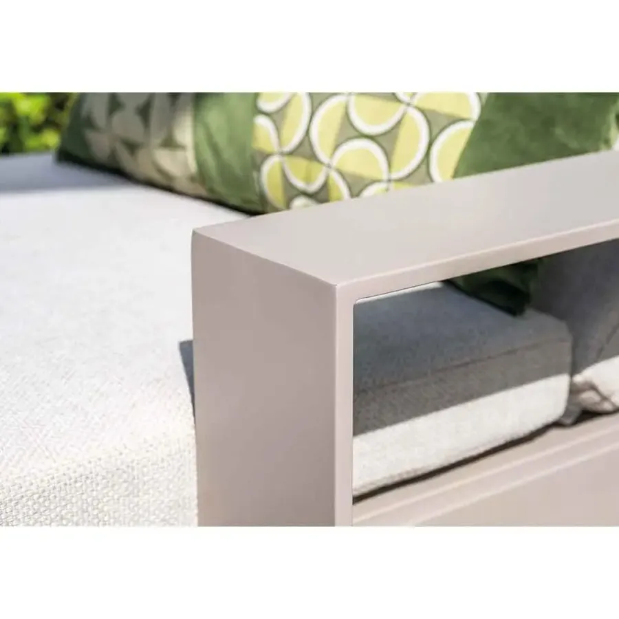 Ligbedden-Garden Impressions Levanto ligbed - taupe - valley sand