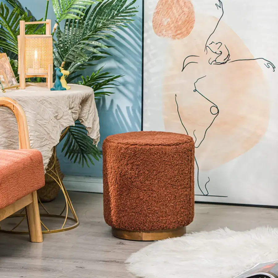 Nordlys Poef met terracotta krullen en houten basis