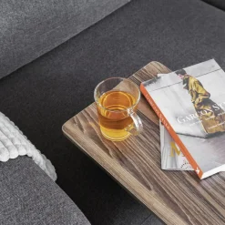 QUVIO Bijzettafel op wieltjes met opbergmandje - metaal + hout