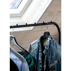 Kledingrekken|Kledingrekken-QUVIO Kledingrek met schoenen opbergruimte zwart