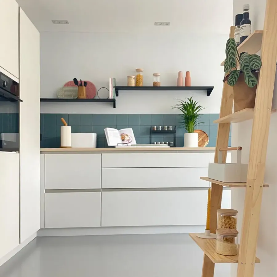 Opbergboxen-QUVIO Opbergbak met handvat - Metaal - Wit