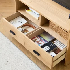 Nordlys Scandinavische TV-meubel van massief hout met 2 laden