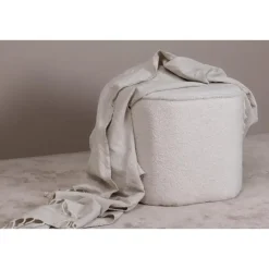 Svea - Arlo poef - teddy - off white