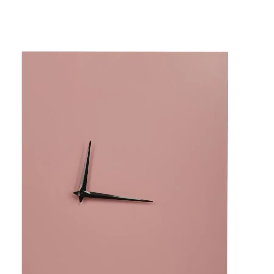 Beliani TOMAR - Wandklok - Roze - Ijzer