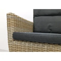 Tuinstoelen-Van der Garde Tuinmeubelen - Premium VDG Mante wicker tuinstoel - Dessert
